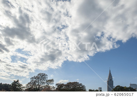 迫りくる雲 迫りくる雲 62065017