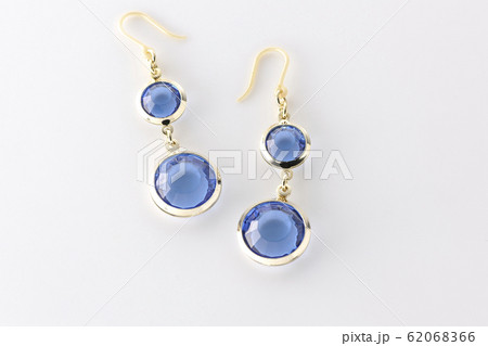 ピアス 62068366