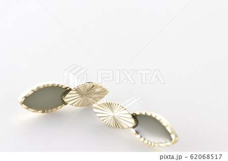ピアス 62068517