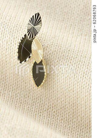 ピアス ピアス 62068763