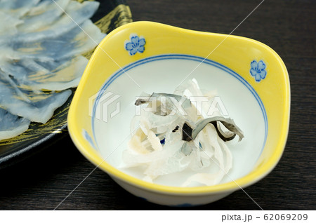 ふぐ皮　ふぐ刺し 62069209