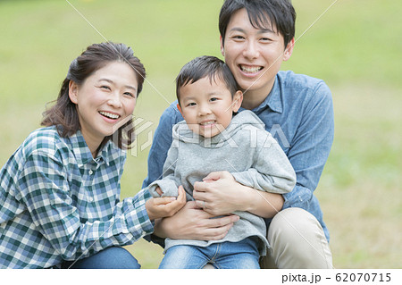 5 years old 62070715