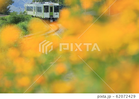 JR小海線 小淵沢大カーブ 62072429