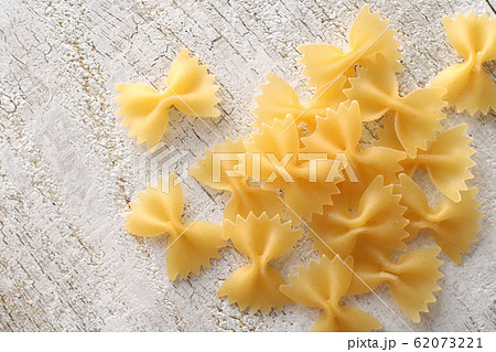 色々なパスタの種類 色々なパスタの種類 62073221