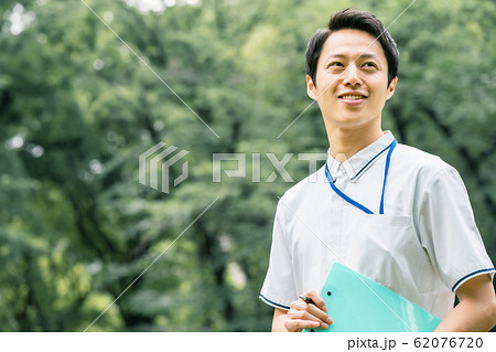 看護師 看護師 62076720