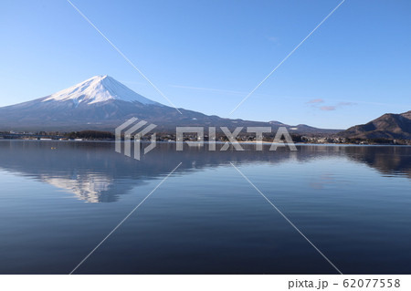 河口湖の逆さ富士 河口湖の逆さ富士 62077558