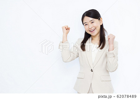 30代 ビジネスウーマン 62078489