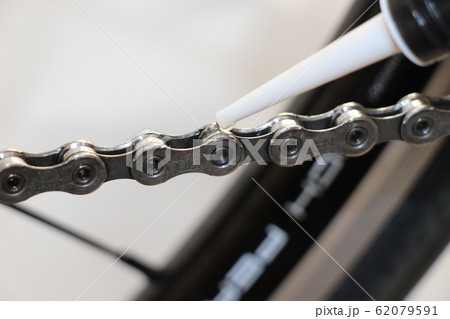 ロードバイク　チェーン　給油 62079591