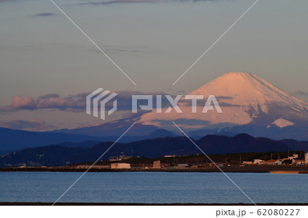 海と富士山 62080227
