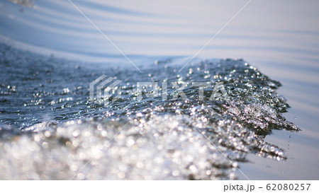 beautiful wave on the sea with bubble 62080257