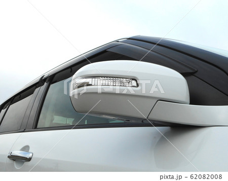 ウィンカー付きドアミラー 62082008