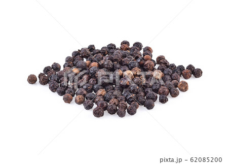 Black pepper isolated on white background Black pepper isolated on white background 62085200