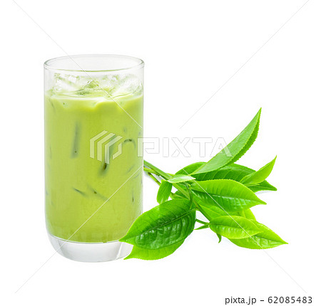 Iced green tea  isolated on white background 62085483