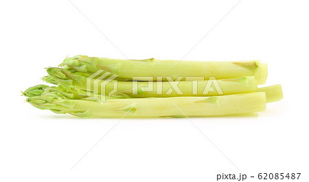 Asparagus isolated on white background Asparagus isolated on white background 62085487