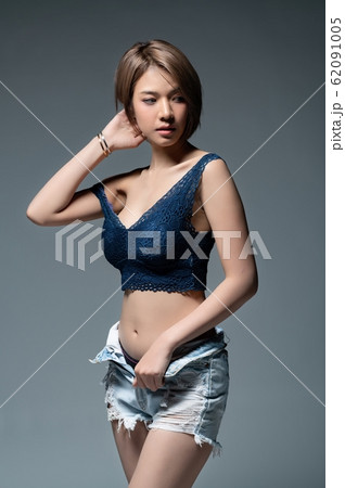Sexy asian girl model, woman body contour, Sexy asian girl model, woman body contour, 62091005