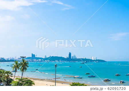 Beautiful landscape and sea ocean with white cloud and blue sky around Pattaya city Beautiful landscape and sea ocean with white cloud and blue sky around Pattaya city 62091720