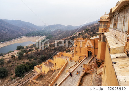 amer fort and the mountain view 62093910