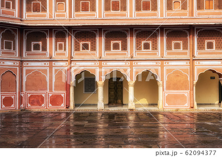 sarvato bhadra diwan e khas courtyard close up sarvato bhadra diwan e khas courtyard close up 62094377