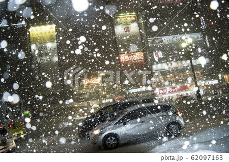大雪の街 62097163
