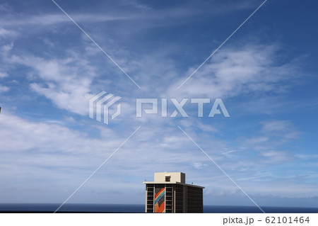 水平線と空_ハワイ 62101464