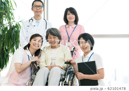 介護施設　シニア　スタッフ 62101478