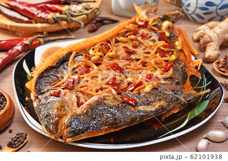 Chongqing spicy grilled fish   62101938