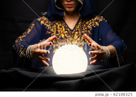 Fortune teller's hands Fortune teller's hands 62106325