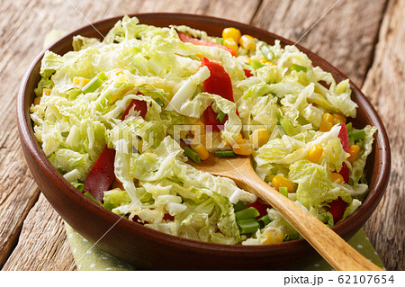Vitamin organic salad of savoy cabbage with corn, 62107654