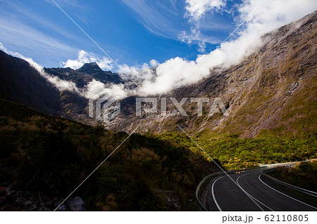 ミルフォード・サウンド　Milford Sound 62110805