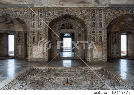 agra fort in india agra fort in india 62115327