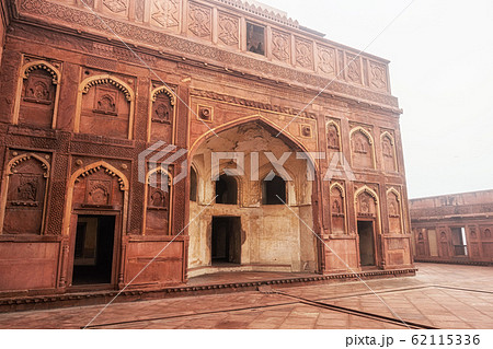 agra fort interior architecture 62115336