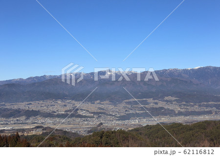 福島てっぺん公園から中央アルプスを望む 長野県 豊丘村 62116812