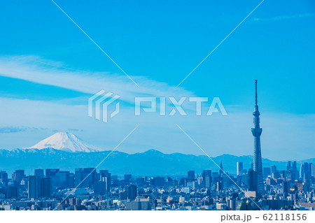 東京スカイツリーと富士山 青空 東京スカイツリーと富士山 青空 62118156