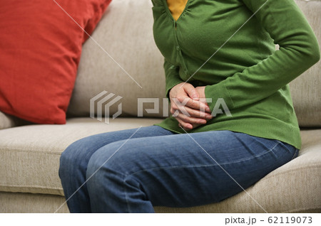 Woman Front Stomach Painful 62119073