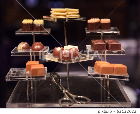 Chocolate Liquor, Rum Chocolates (Rum Balls, Rum Truffles). Alcoholic Beverage, Christmas snack. 62122622