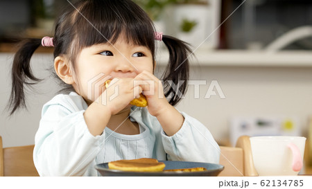 子供　おやつ 62134785