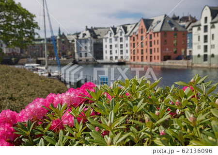 Alesund old town seafront view with Art Nouveau 62136096