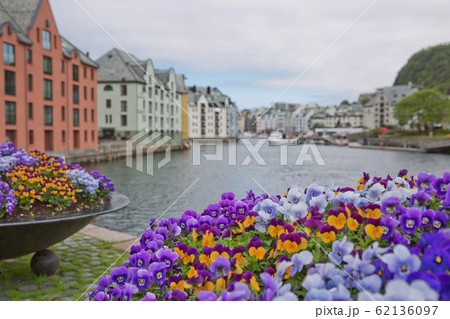 Alesund old town seafront view with Art Nouveau 62136097