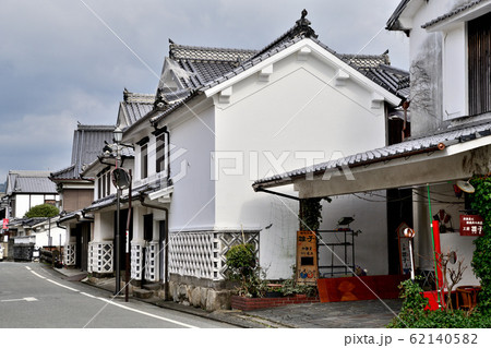 白壁土蔵の街並み　うきは市吉井町 62140582