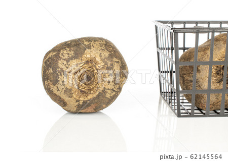 Raw sweet beetroot isolated on white 62145564