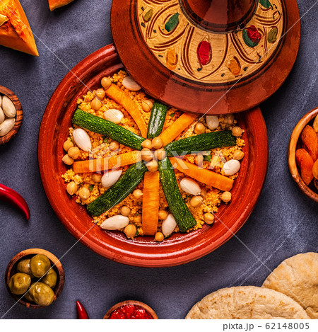 Vegetable tagine with almond and chickpea couscous 62148005