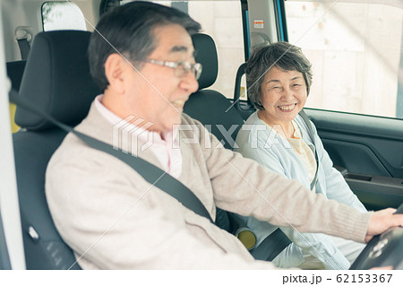 family　高齢者　運転　高齢ドライバー　高齢者ドライバー 62153367