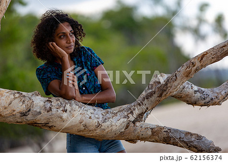 ビーチでロケ撮 62156374