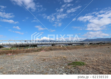 新幹線と富士山 新幹線と富士山 62156510