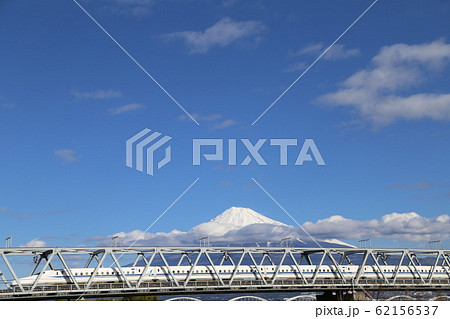 新幹線と富士山 新幹線と富士山 62156537