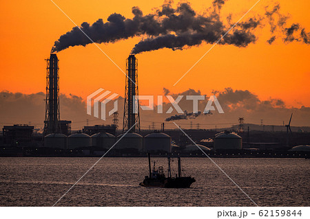 《千葉県》京葉工業地域・工場の夜明け 62159844