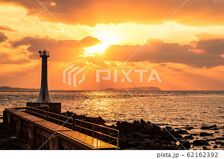 瀬詰崎灯台 (夕景) 瀬詰崎灯台 (夕景) 62162392