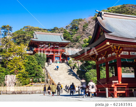 鎌倉　鶴岡八幡宮　本宮と舞殿 62163591