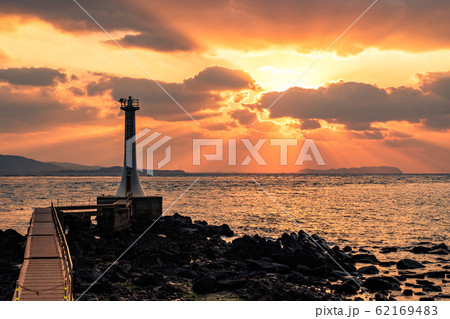 瀬詰崎灯台 (夕景) 瀬詰崎灯台 (夕景) 62169483