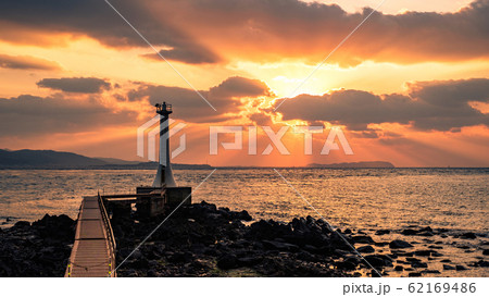 瀬詰崎灯台 (夕景) 瀬詰崎灯台 (夕景) 62169486